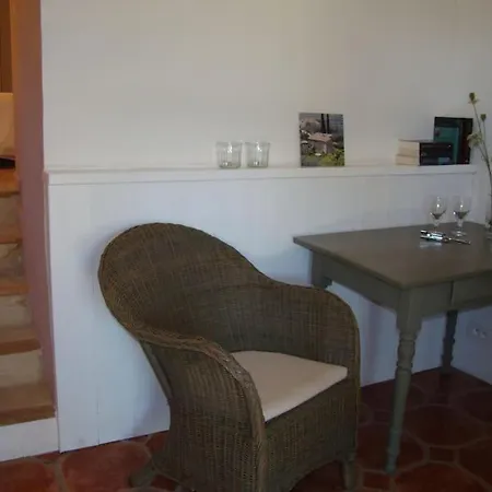 Appartement Charming Studio In Small Farmhouse With A View