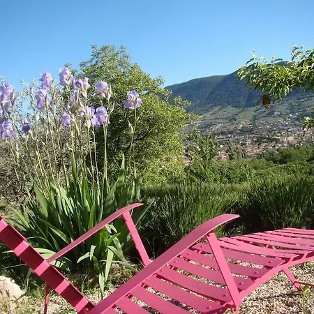 Charming Studio In Small Farmhouse With A View * Nyons
