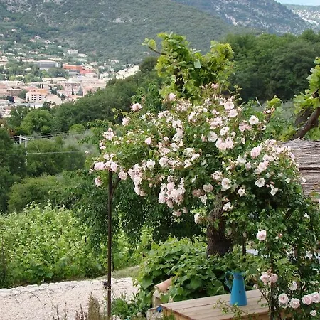 Charming Studio In Small Farmhouse With A View * Nyons